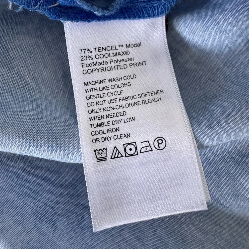 Tommy Bahama Men’s Hawaiian/Beach Shirt - Picture 6 of 7